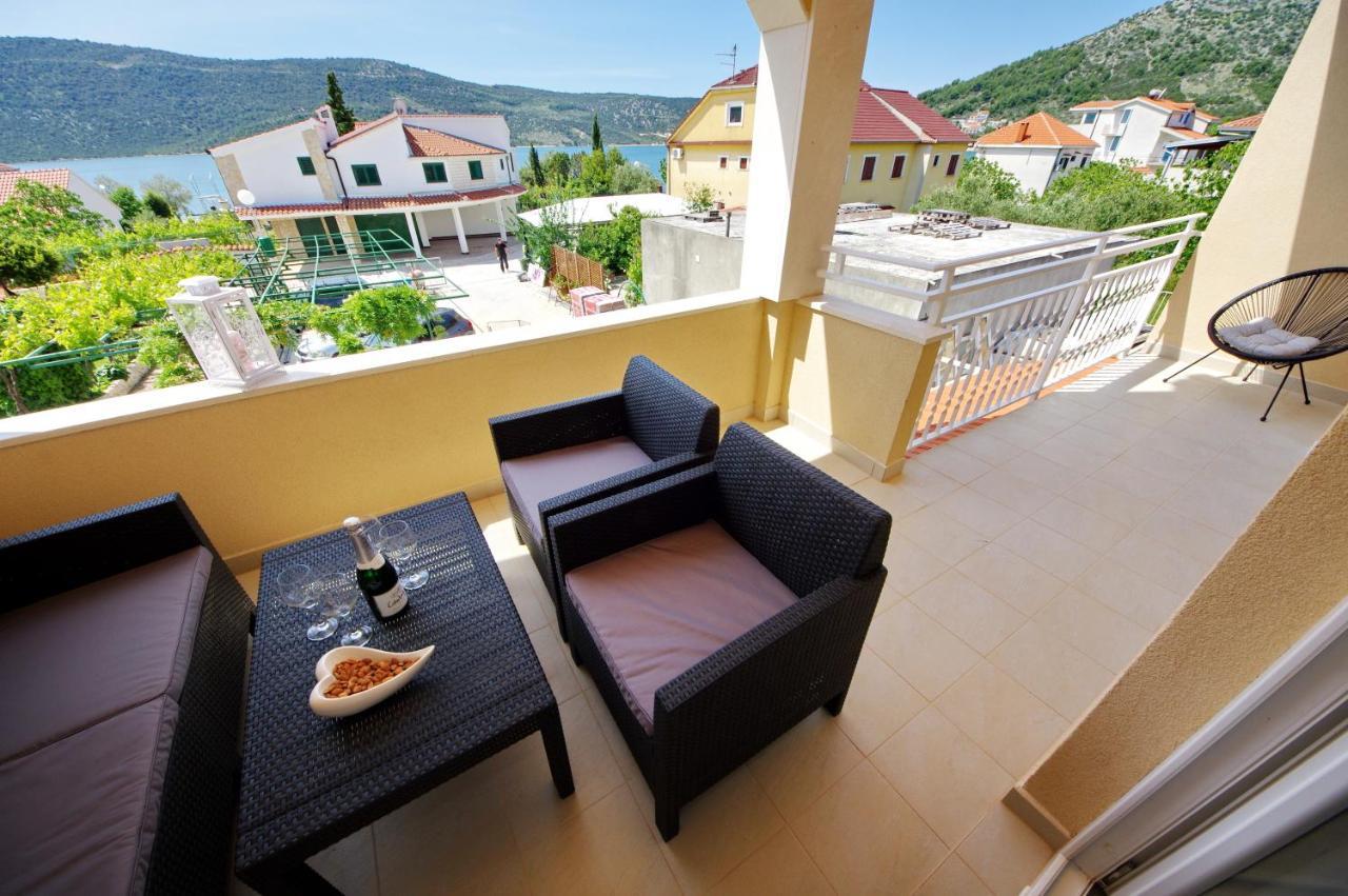 Apartmani Maris Poljica  Extérieur photo