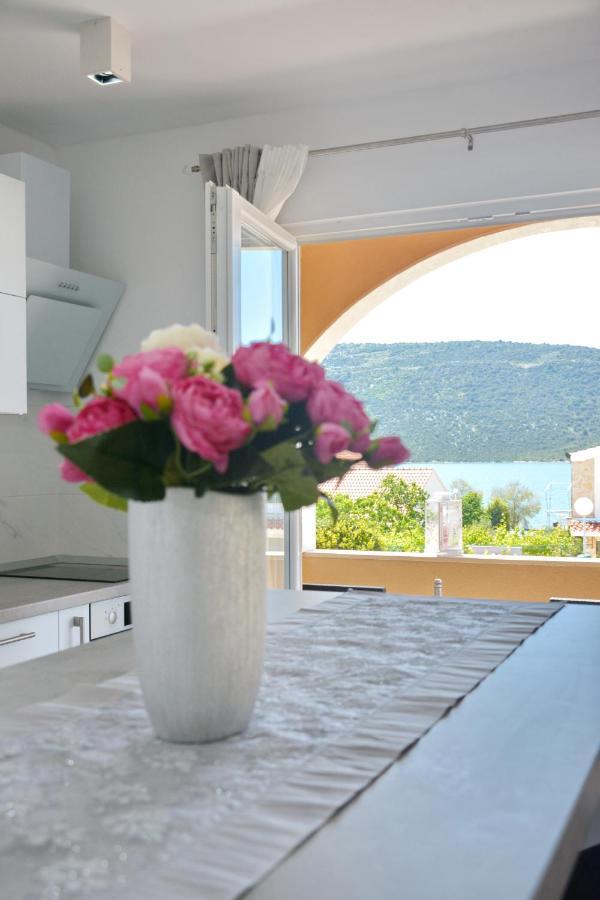 Apartmani Maris Poljica  Extérieur photo