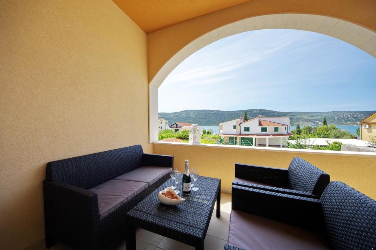 Apartmani Maris Poljica  Extérieur photo